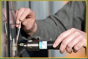 Carnegie Locksmith Service Carnegie, PA 412-533-9242